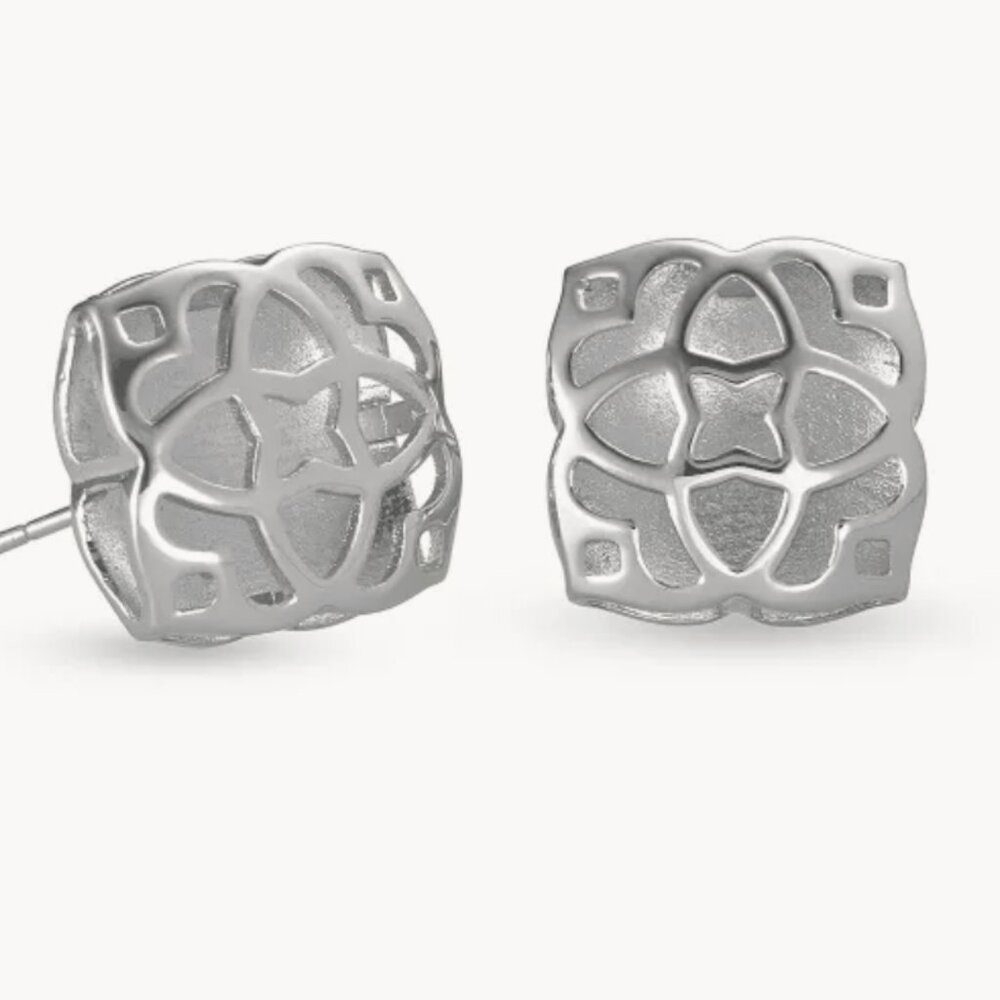NWT Kendra Scott Tima Stud Earrings